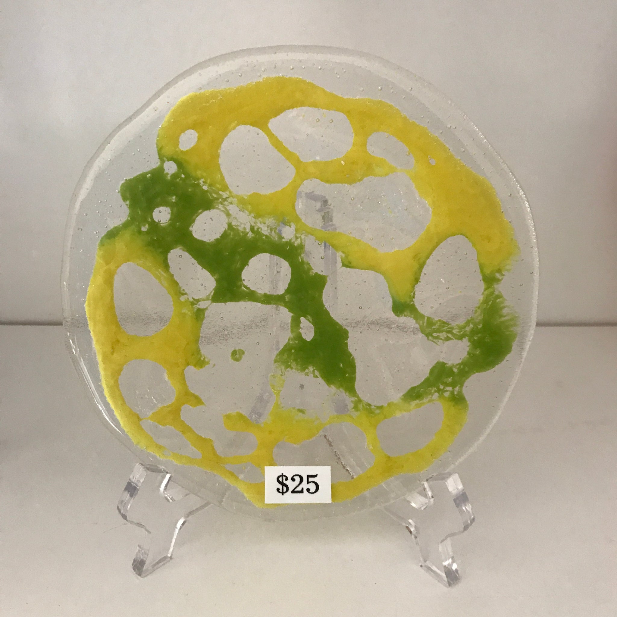 Round fused glass plate 004 - 5" diameter