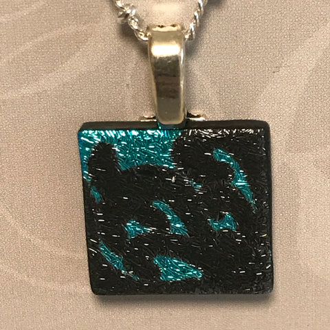 Etched glass pendant/necklace - 005