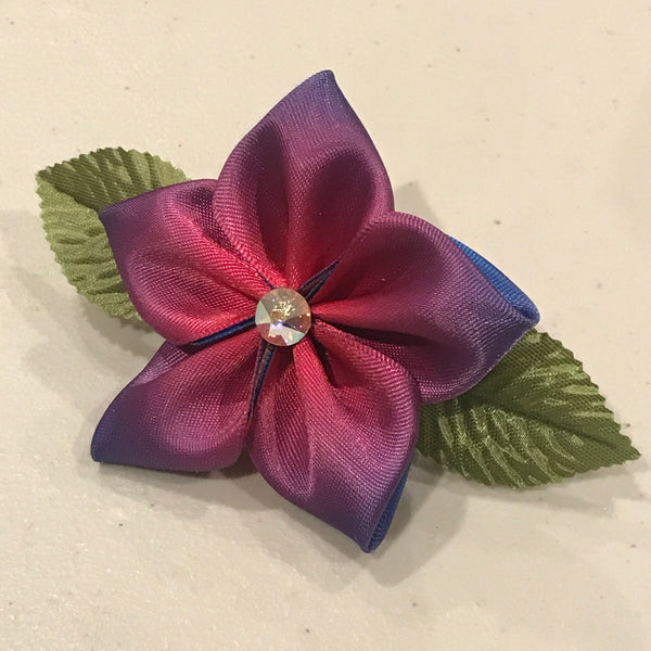 Kanzashi flower hair clip, purple